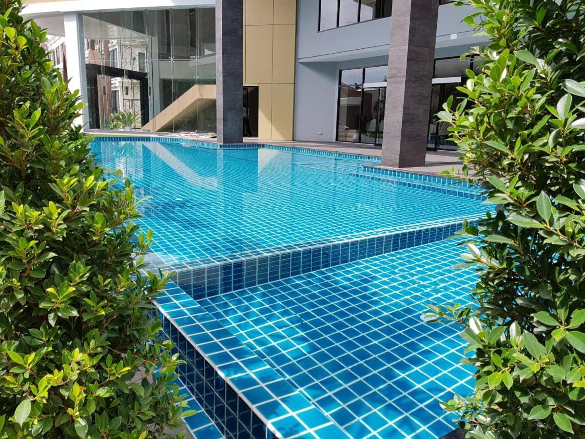 Srilamduan Hotel Sisaket Exterior foto